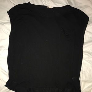 Wide neck tee w/ front pocket